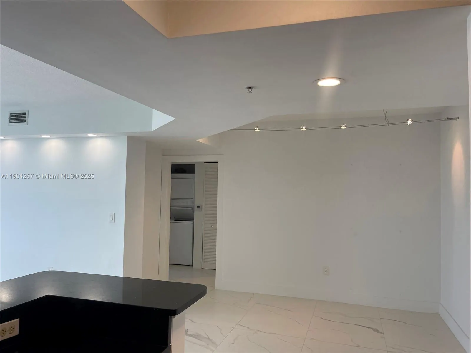 18800 NE 29th Ave, #825