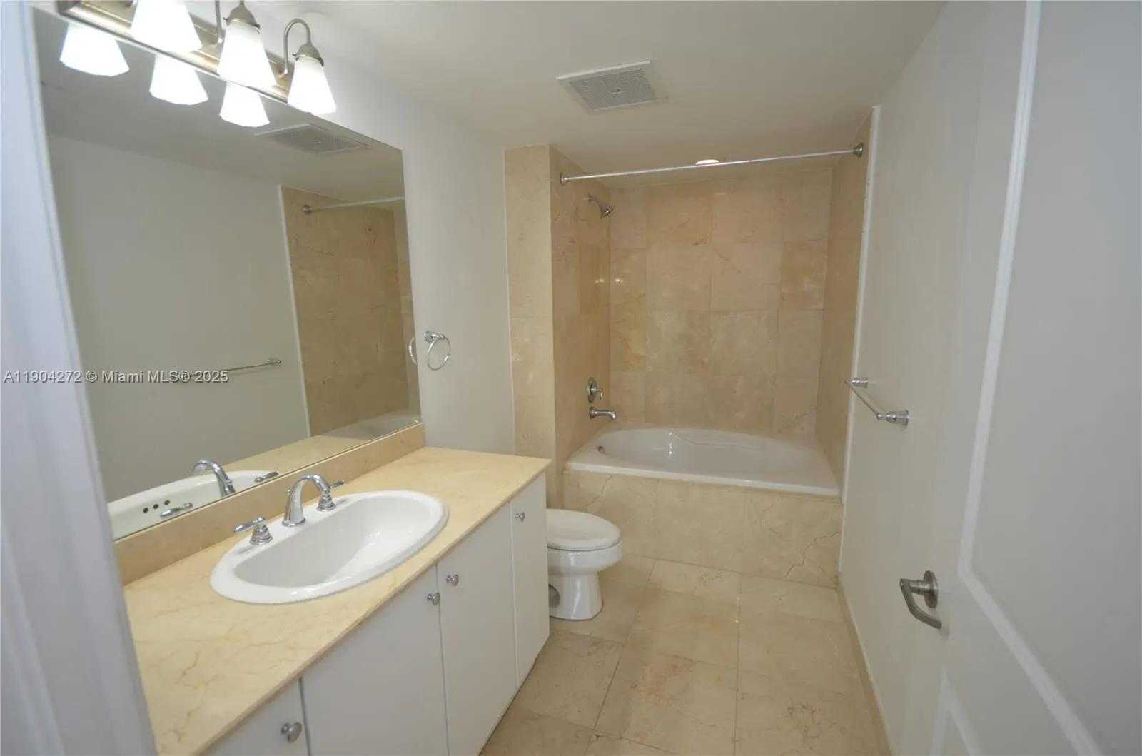 400 N Federal Hwy, #302N