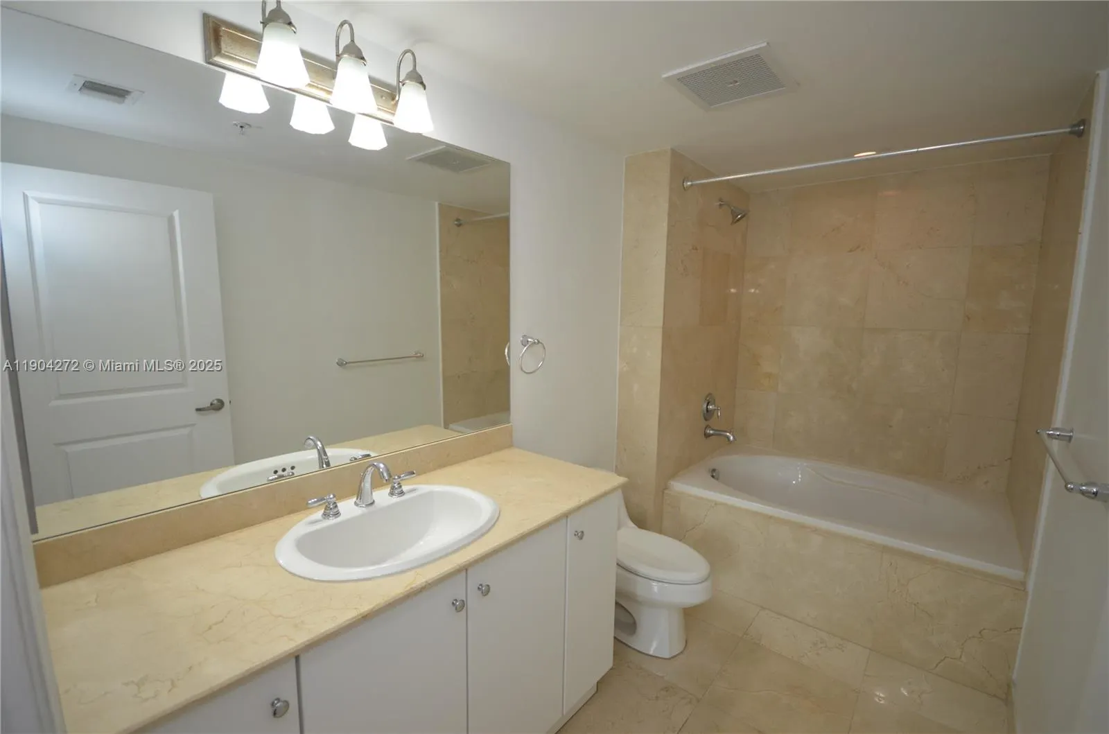 400 N Federal Hwy, #302N