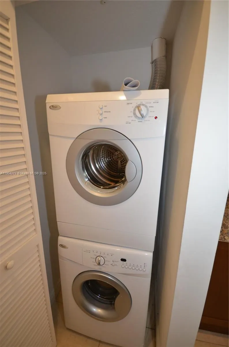 400 N Federal Hwy, #302N