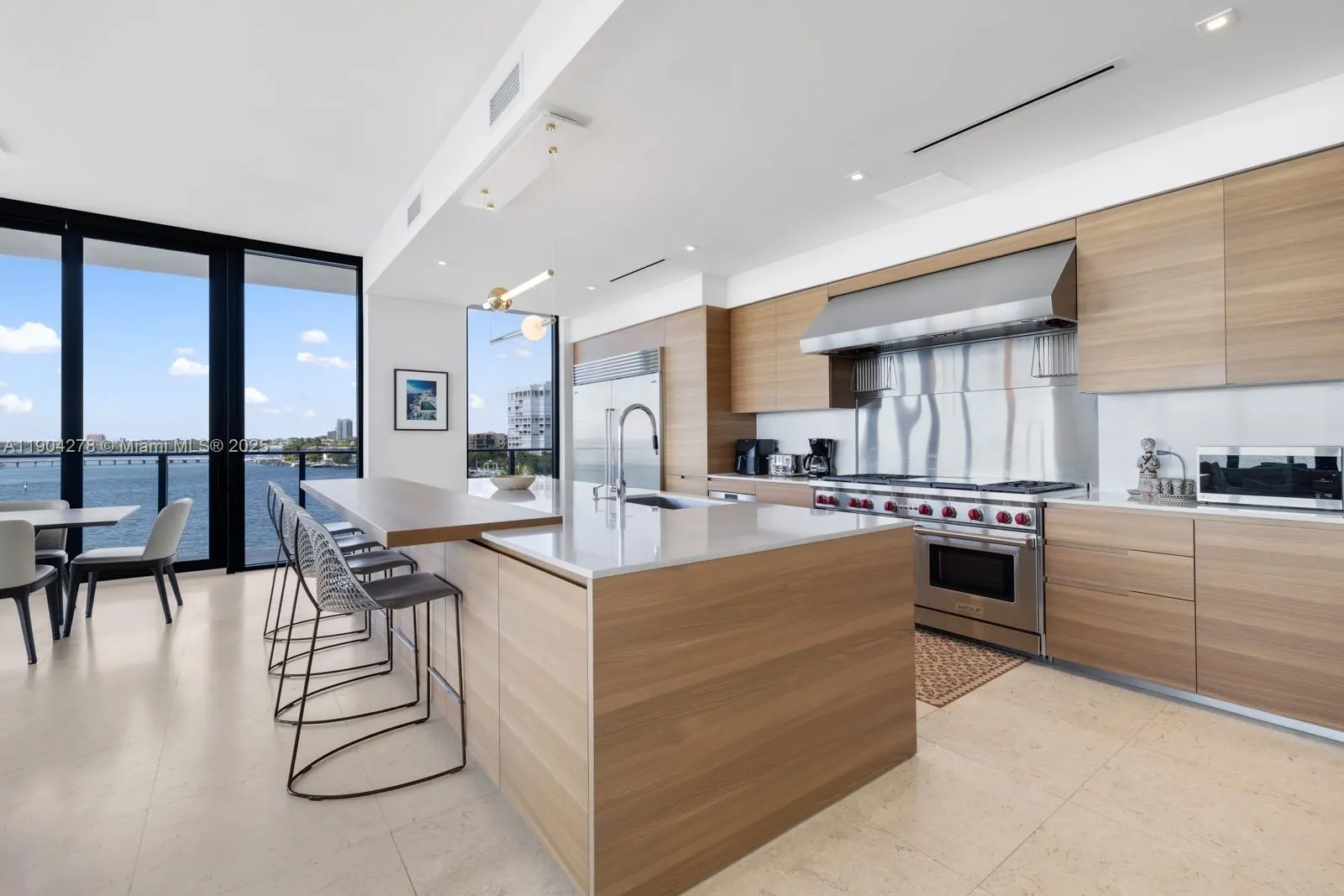 3581 E Glencoe St, #501