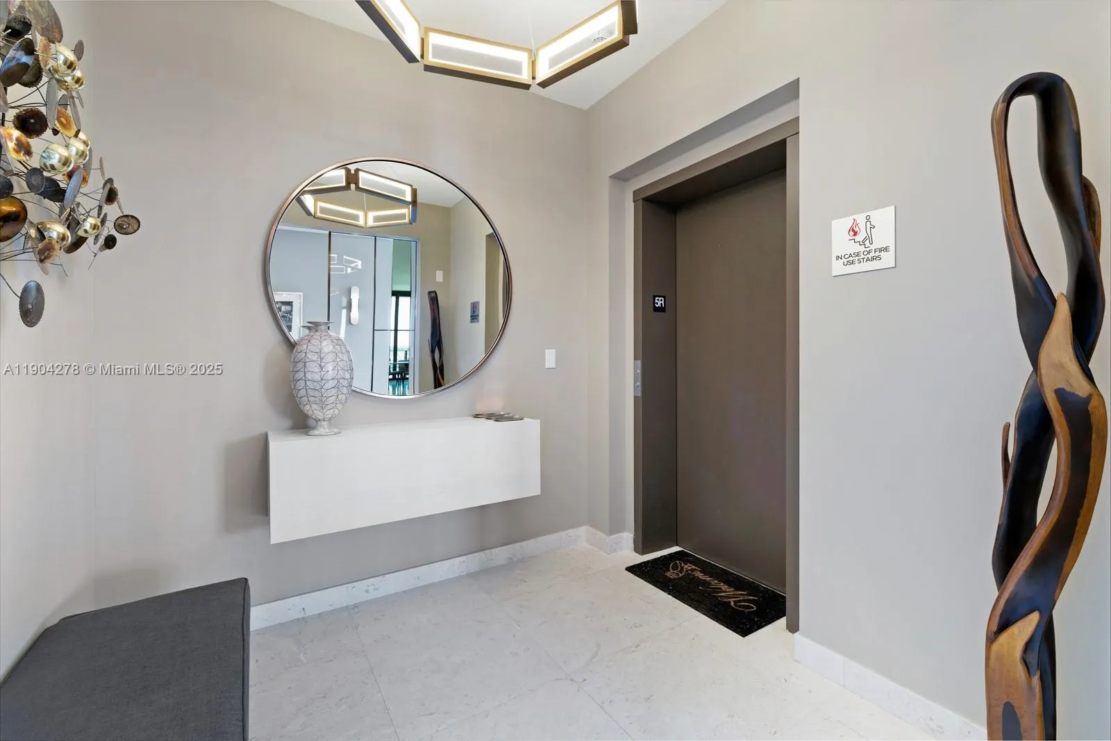 3581 E Glencoe St, #501