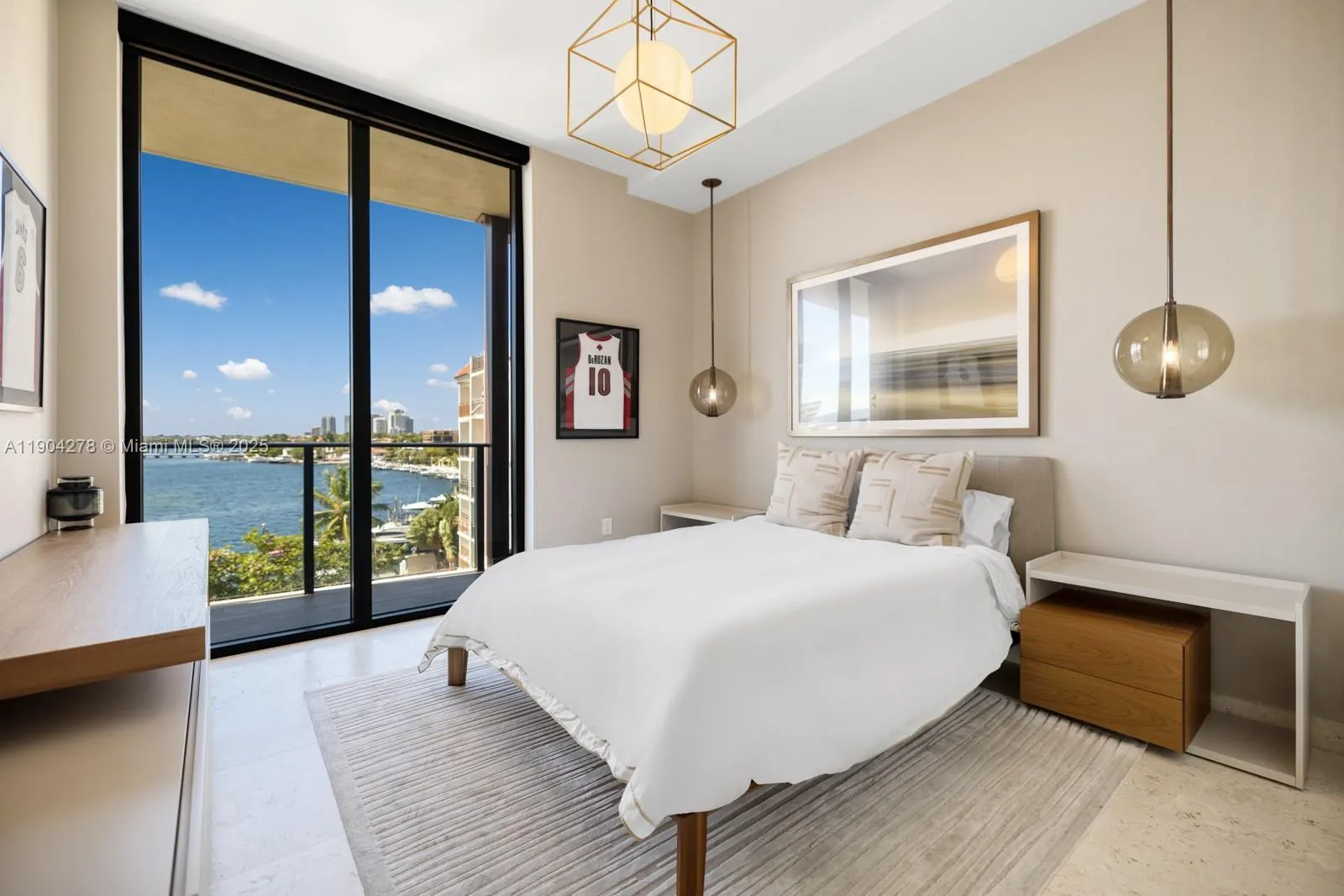 3581 E Glencoe St, #501