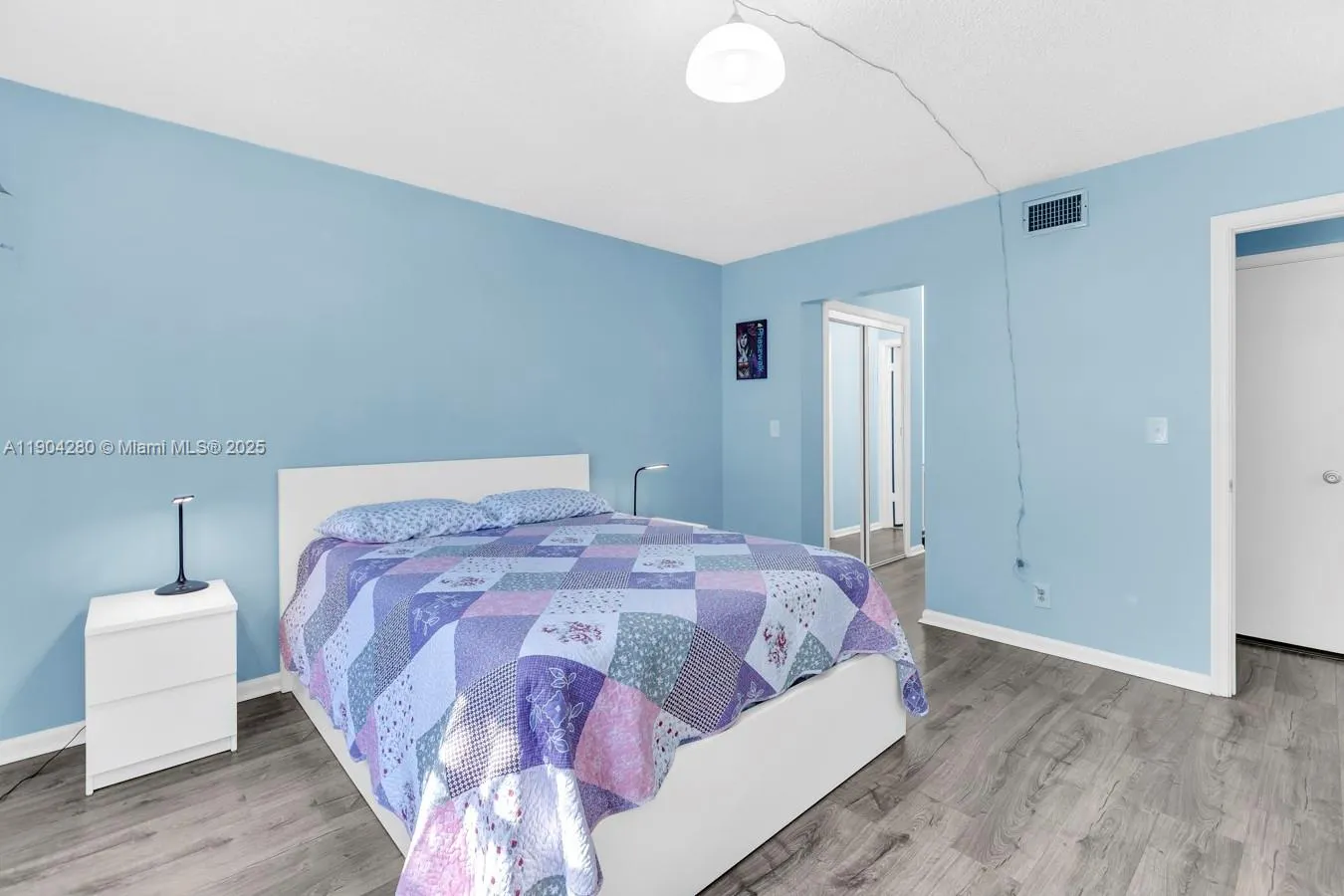 6207 Bay Club Dr, #3