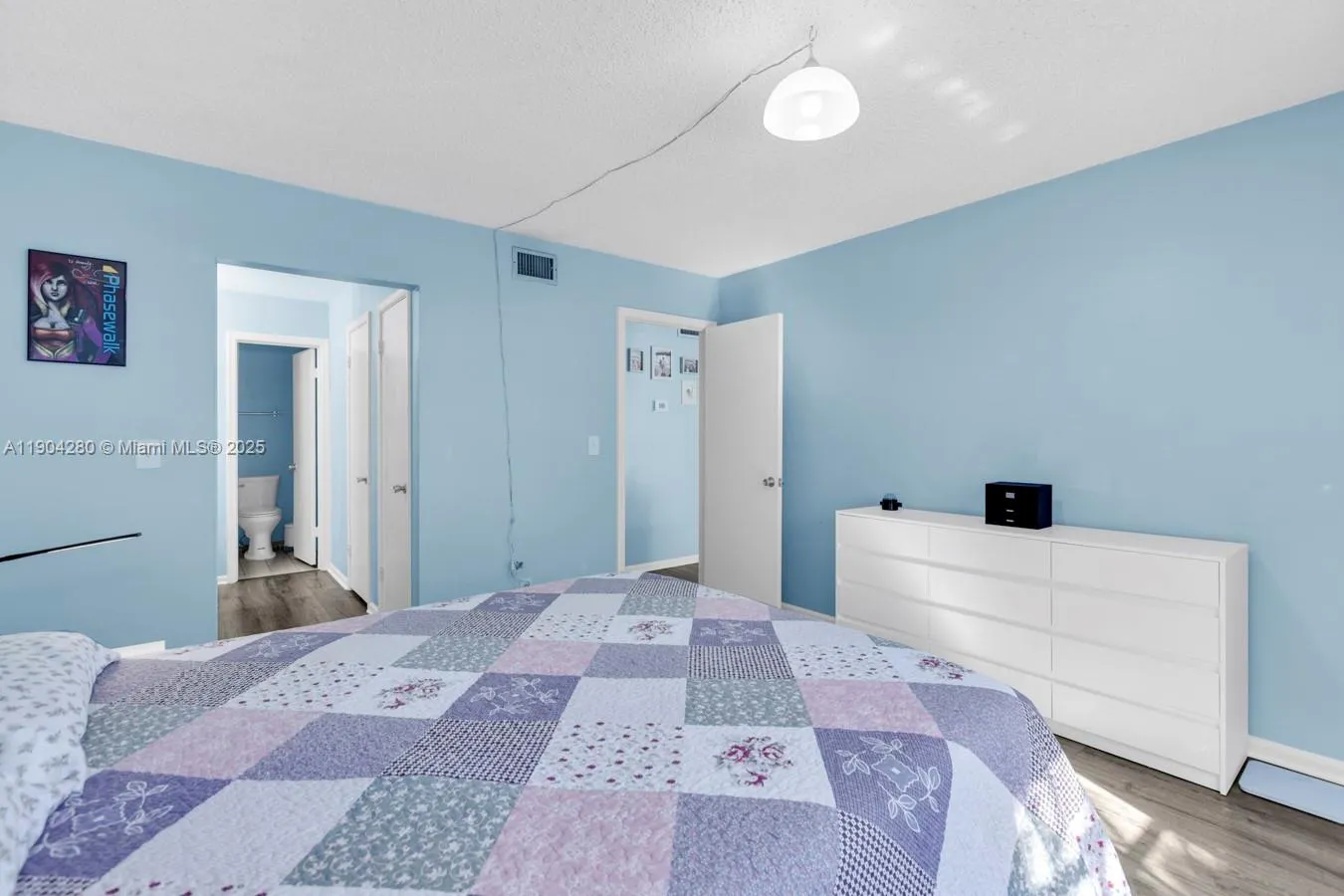 6207 Bay Club Dr, #3