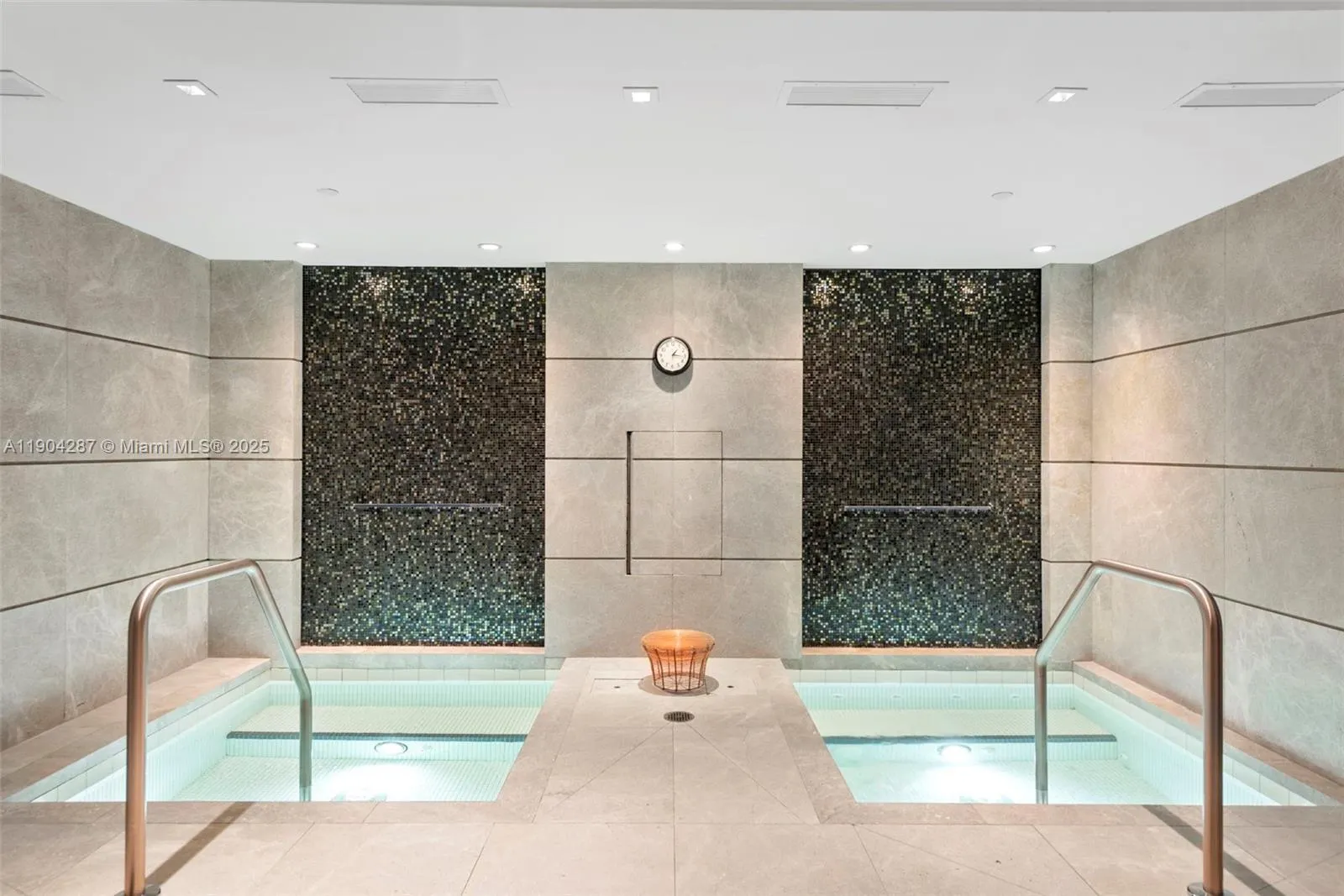 1010 Brickell Ave, #1706