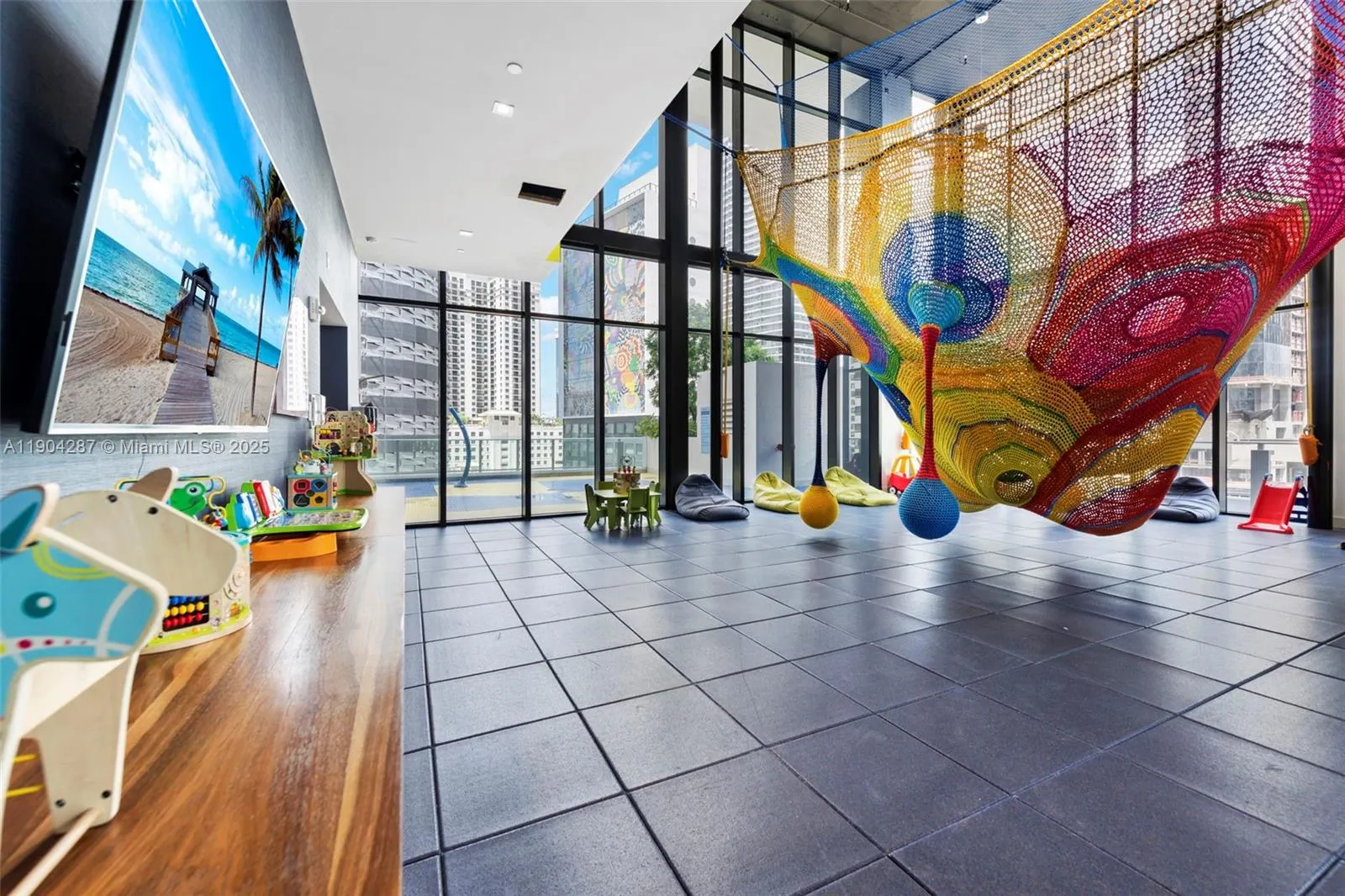 1010 Brickell Ave, #1706