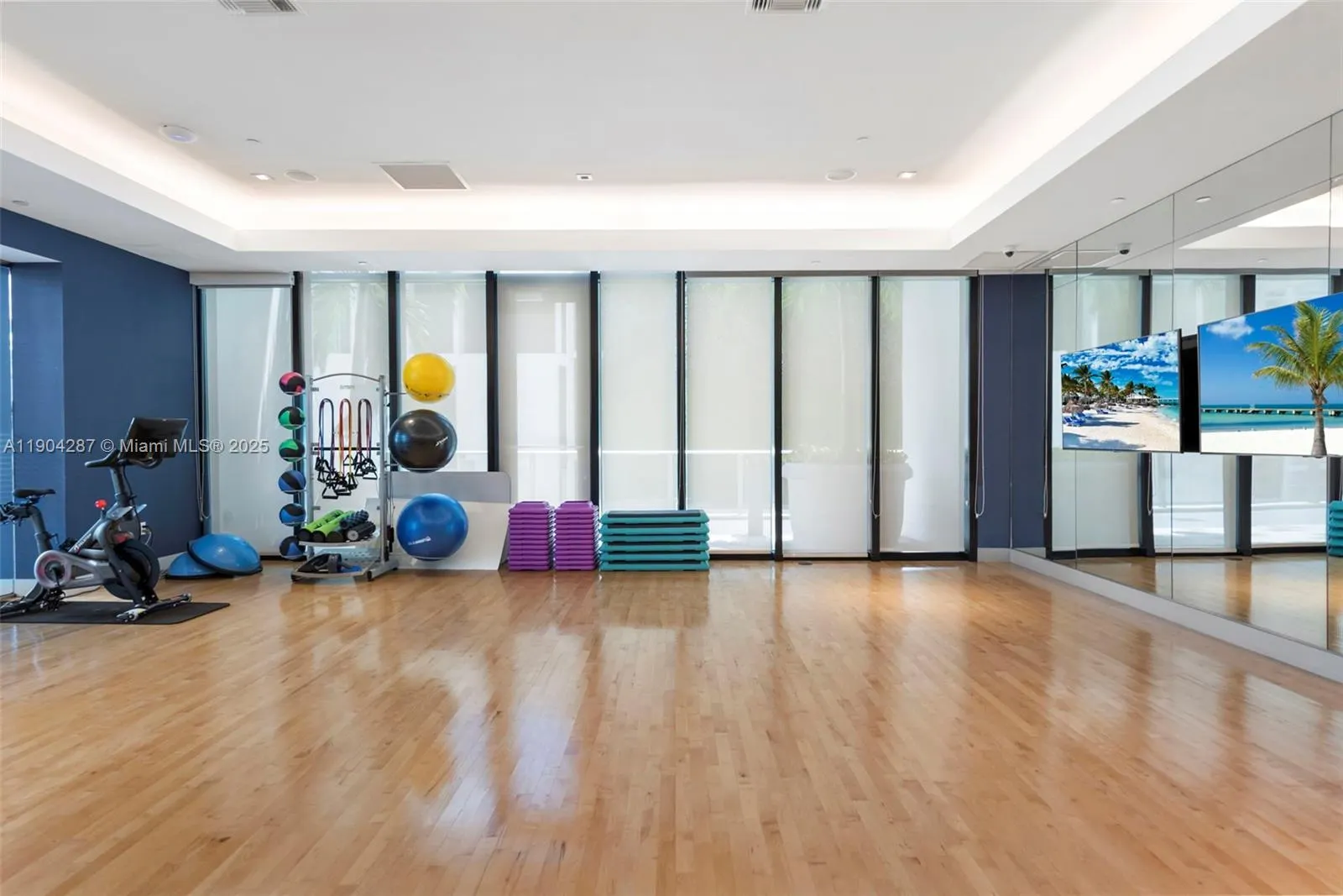 1010 Brickell Ave, #1706