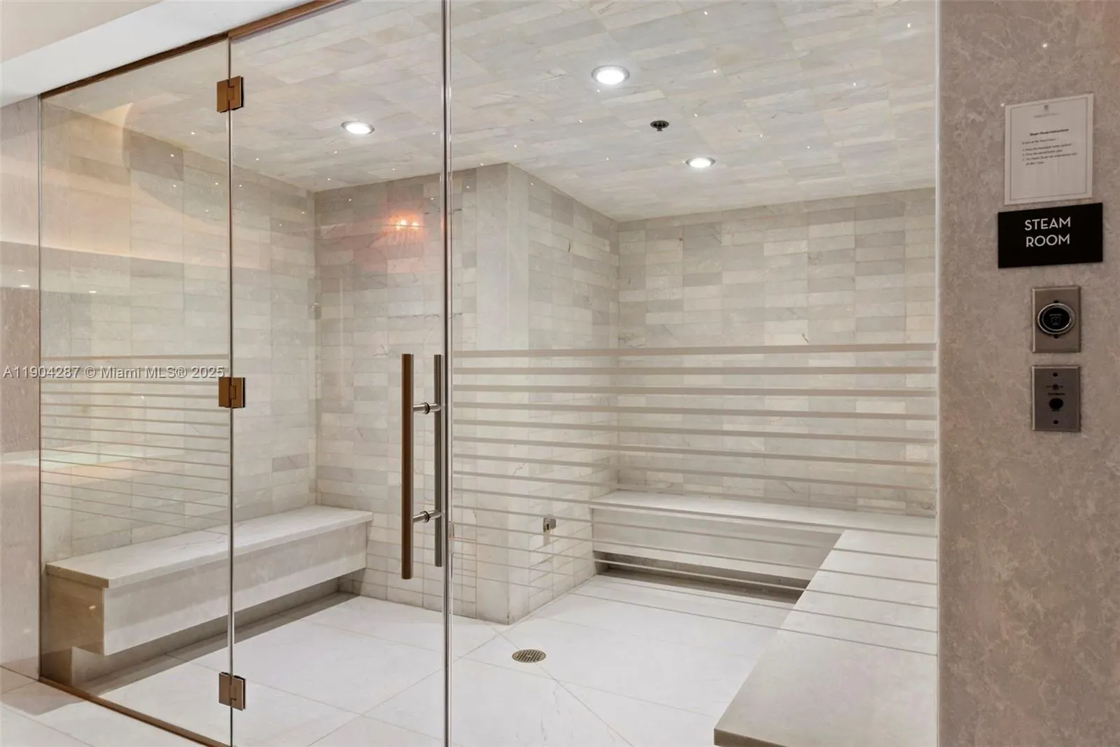 1010 Brickell Ave, #1706