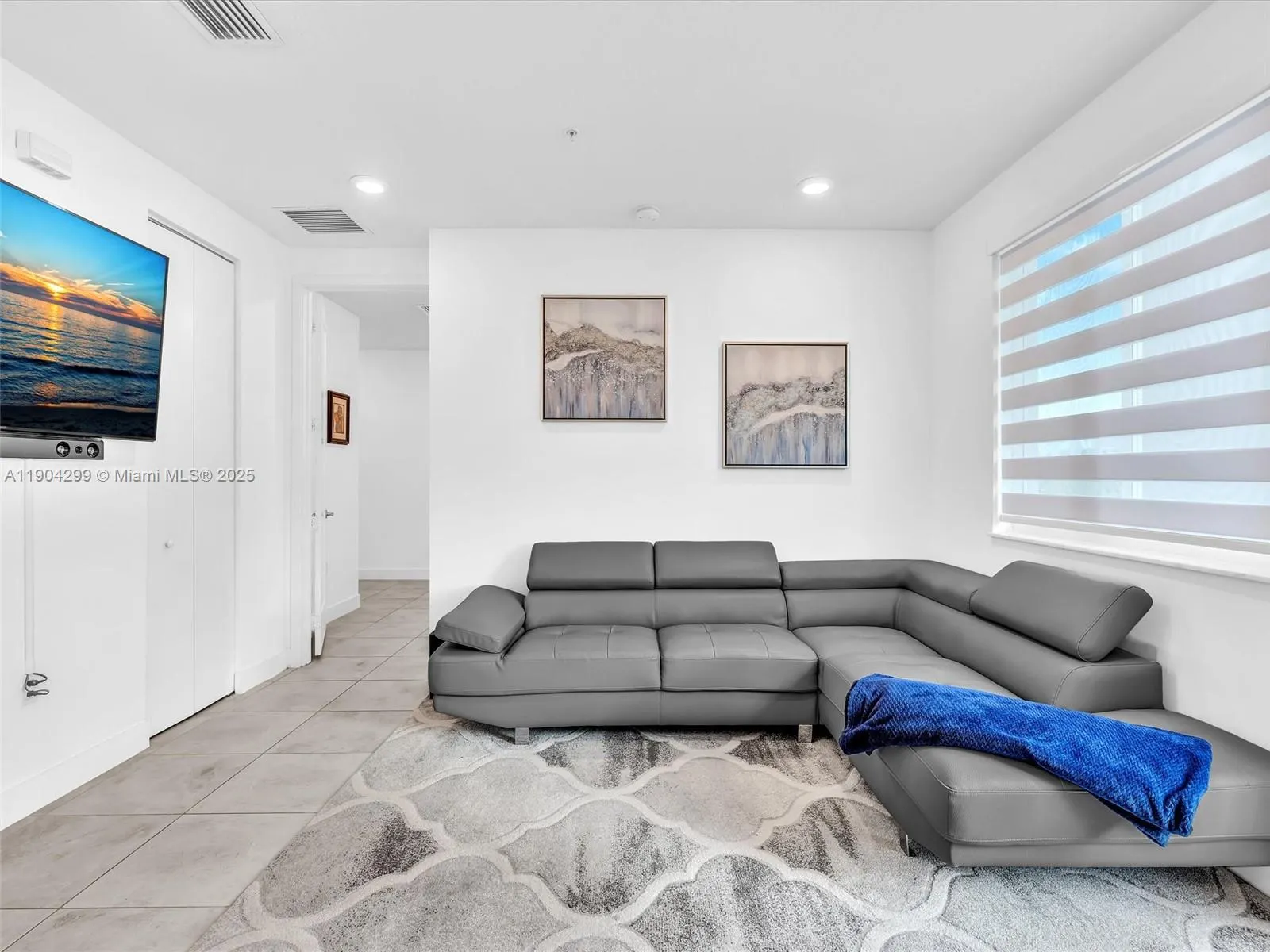 6410 NW 102nd Path, #302