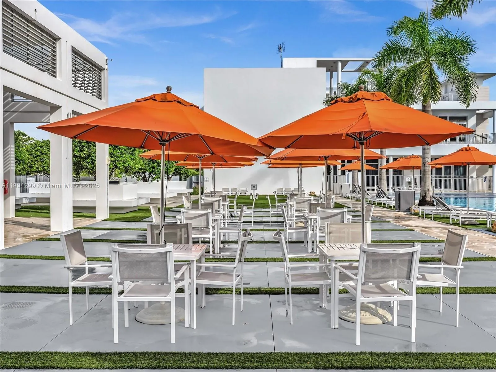 6410 NW 102nd Path, #302