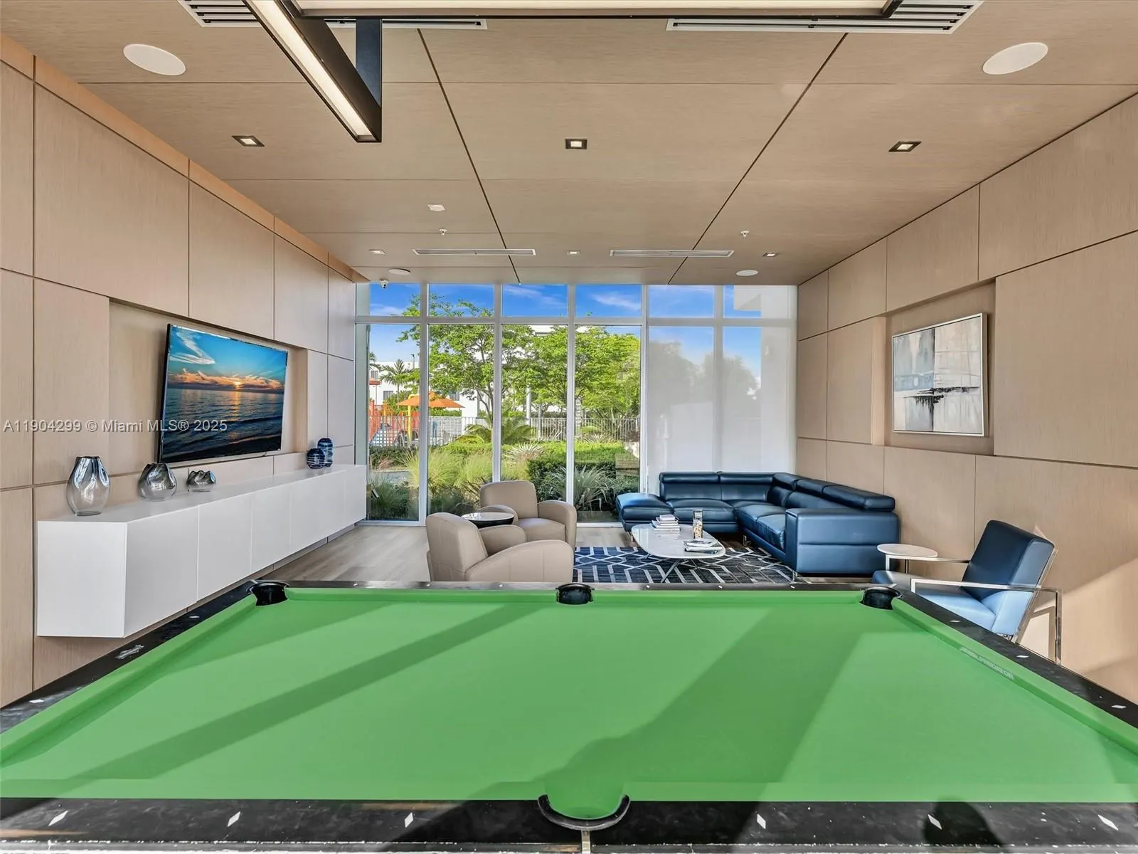 6410 NW 102nd Path, #302