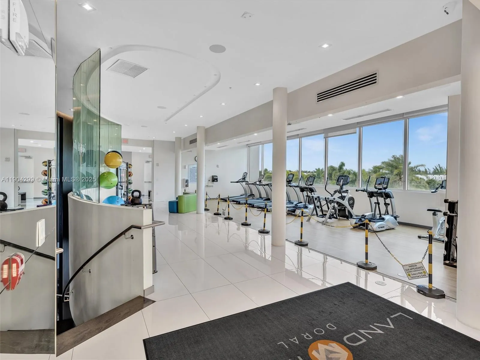 6410 NW 102nd Path, #302