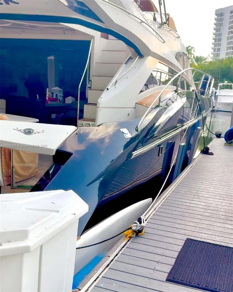 3575 Mystic Pointe Dr Slip 103