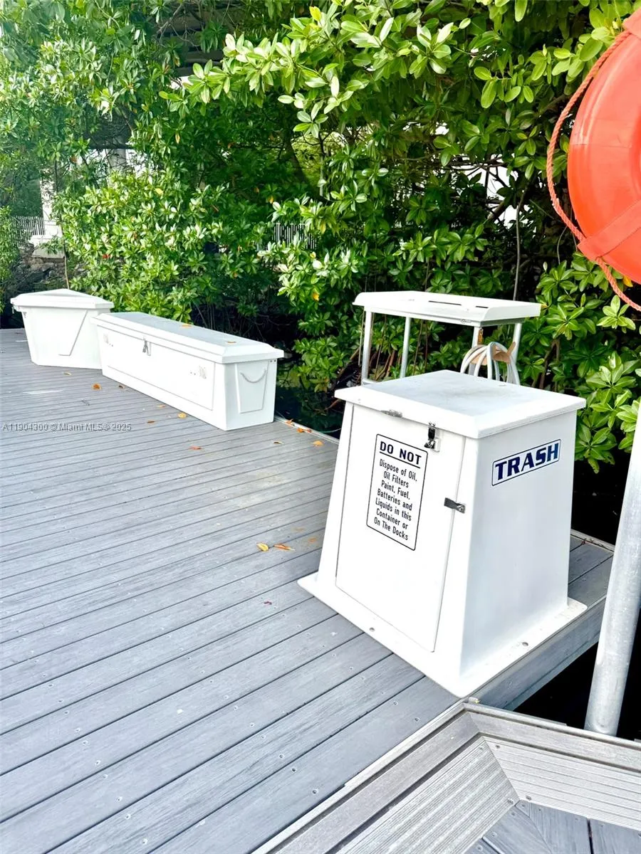 3575 Mystic Pointe Dr Slip 103