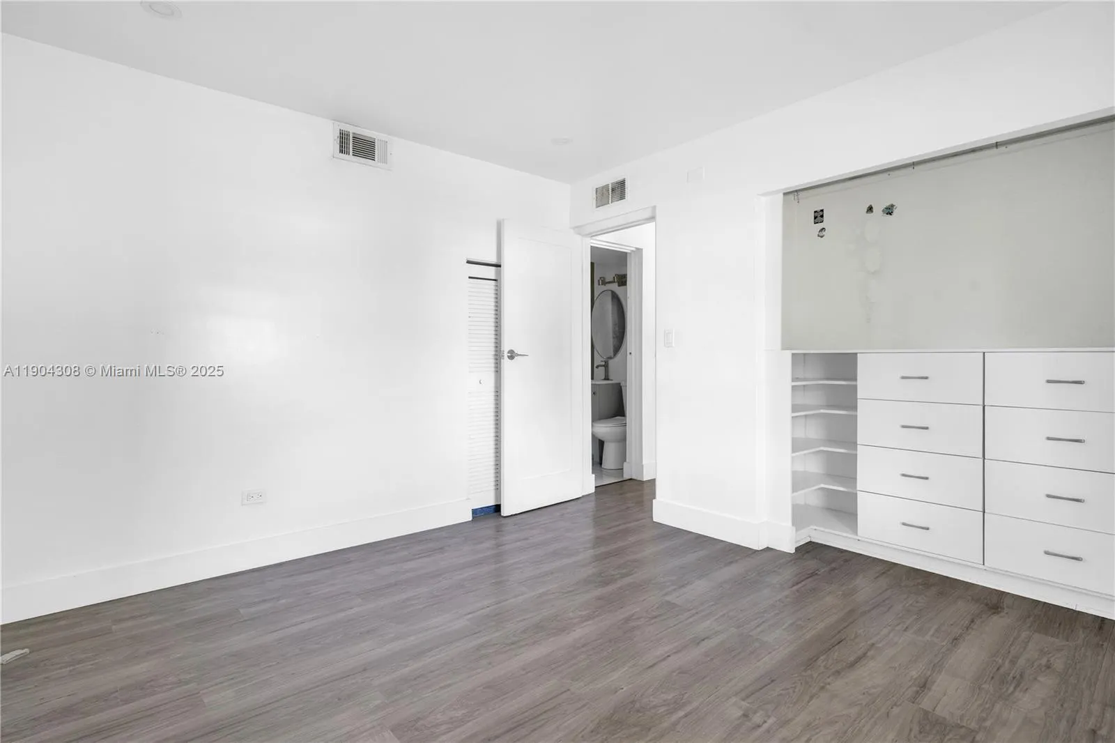 14970 Leisure Dr, #14970