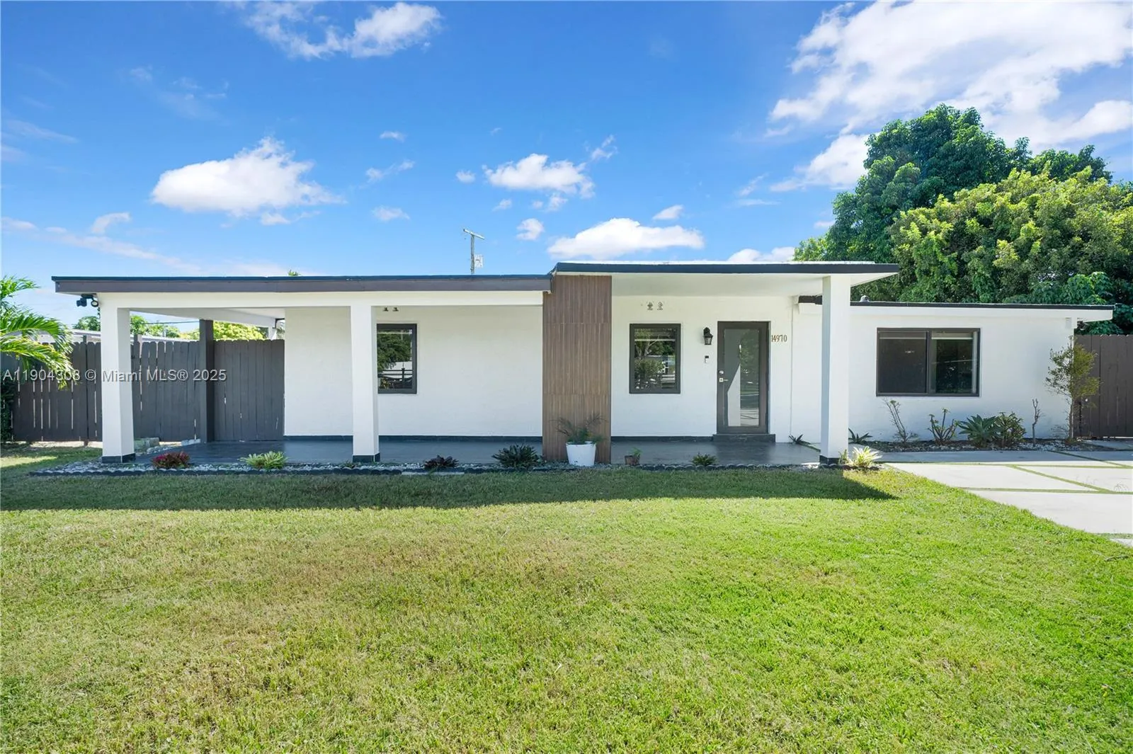 14970 Leisure Dr, #14970