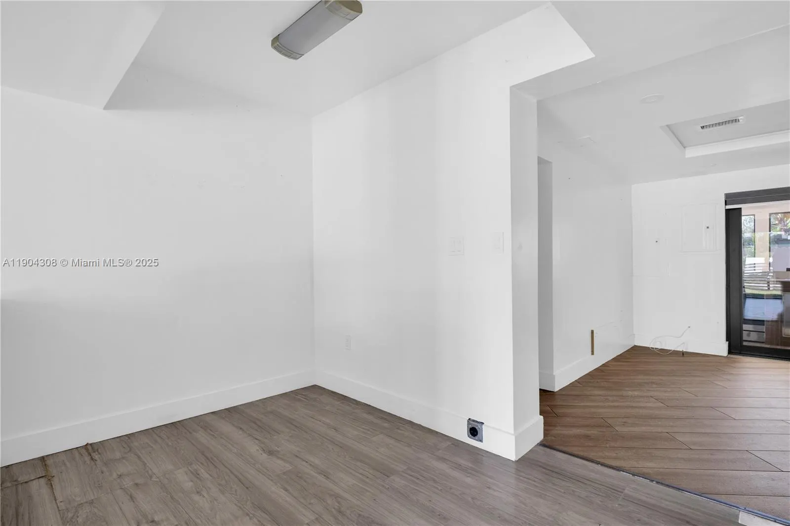 14970 Leisure Dr, #14970