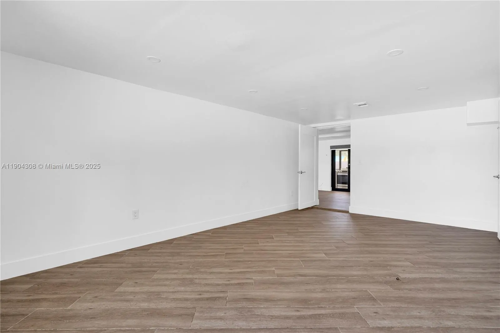 14970 Leisure Dr, #14970