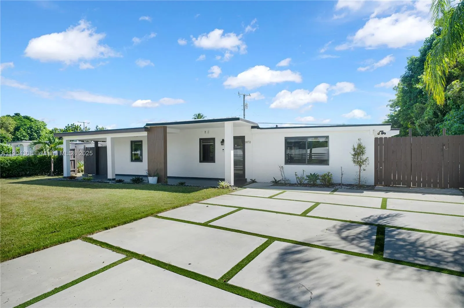 14970 Leisure Dr, #14970