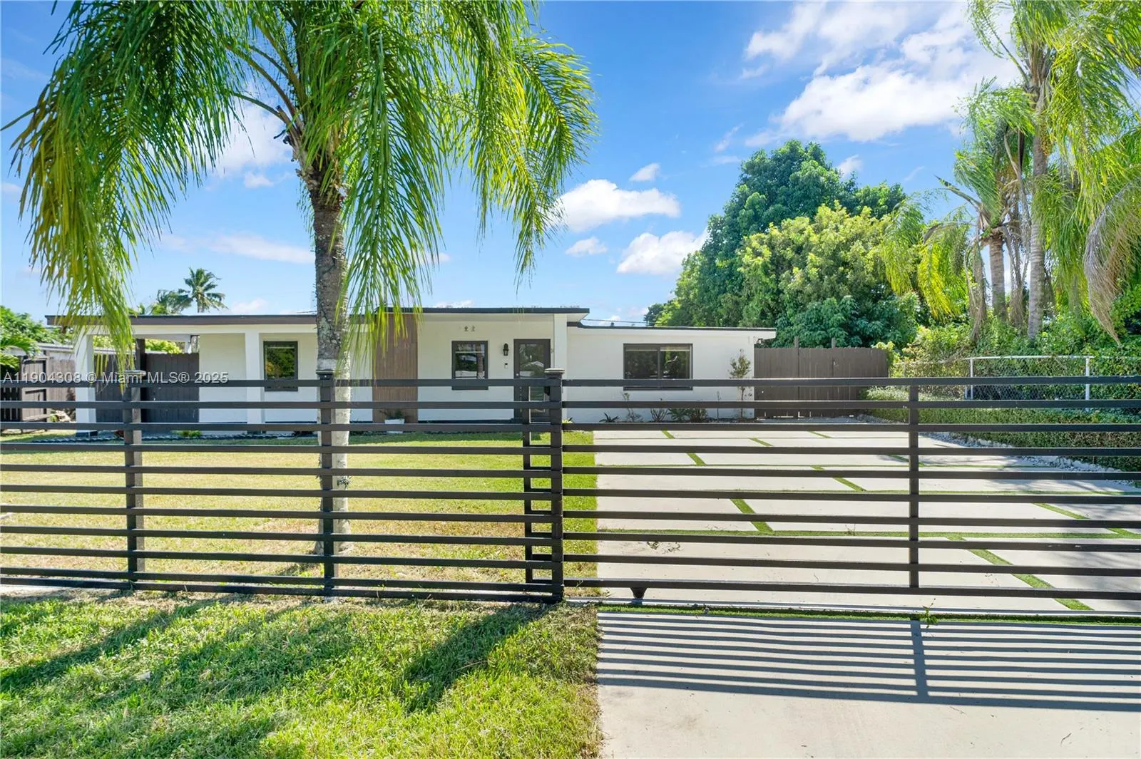 14970 Leisure Dr, #14970