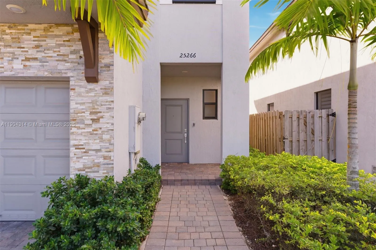 25266 SW 107th Ave