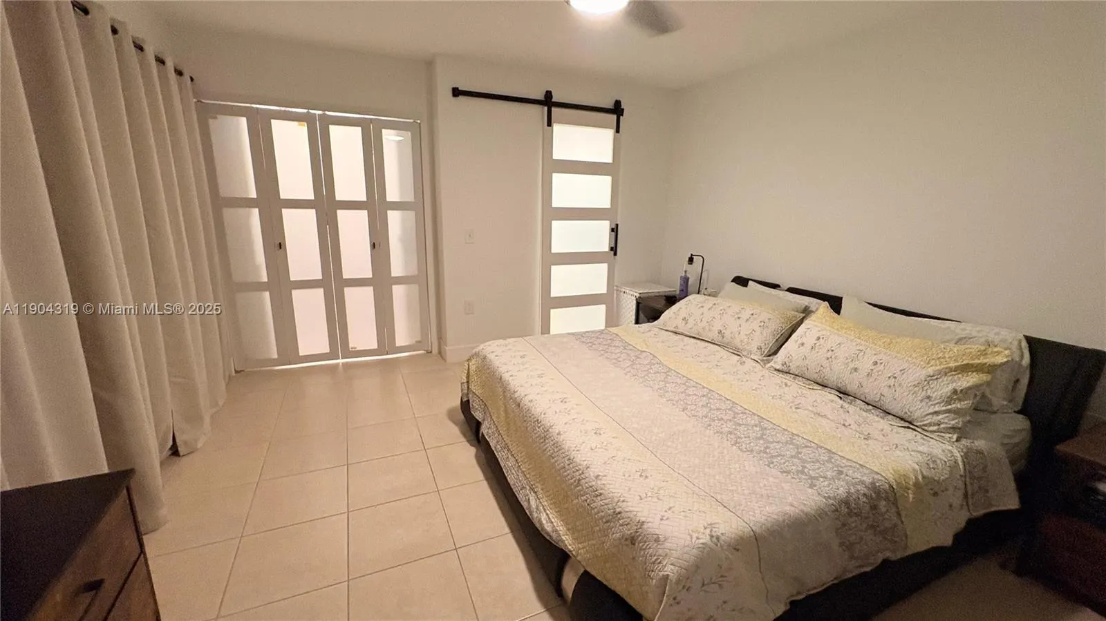 206 Charter Way, #206