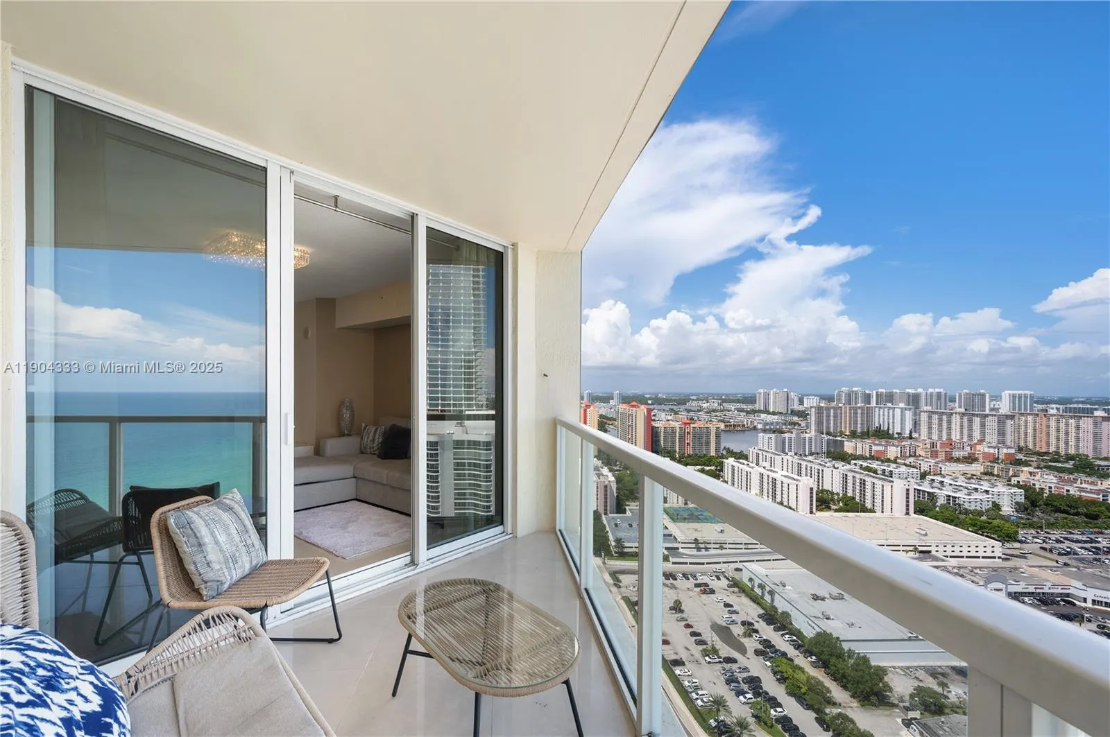 16699 Collins Ave, #3305