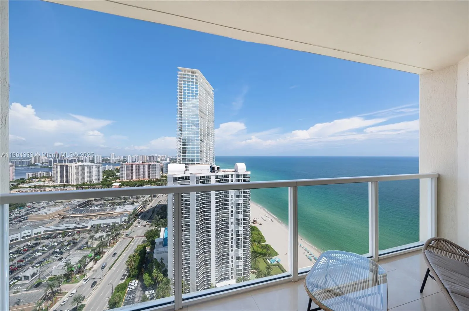 16699 Collins Ave, #3305
