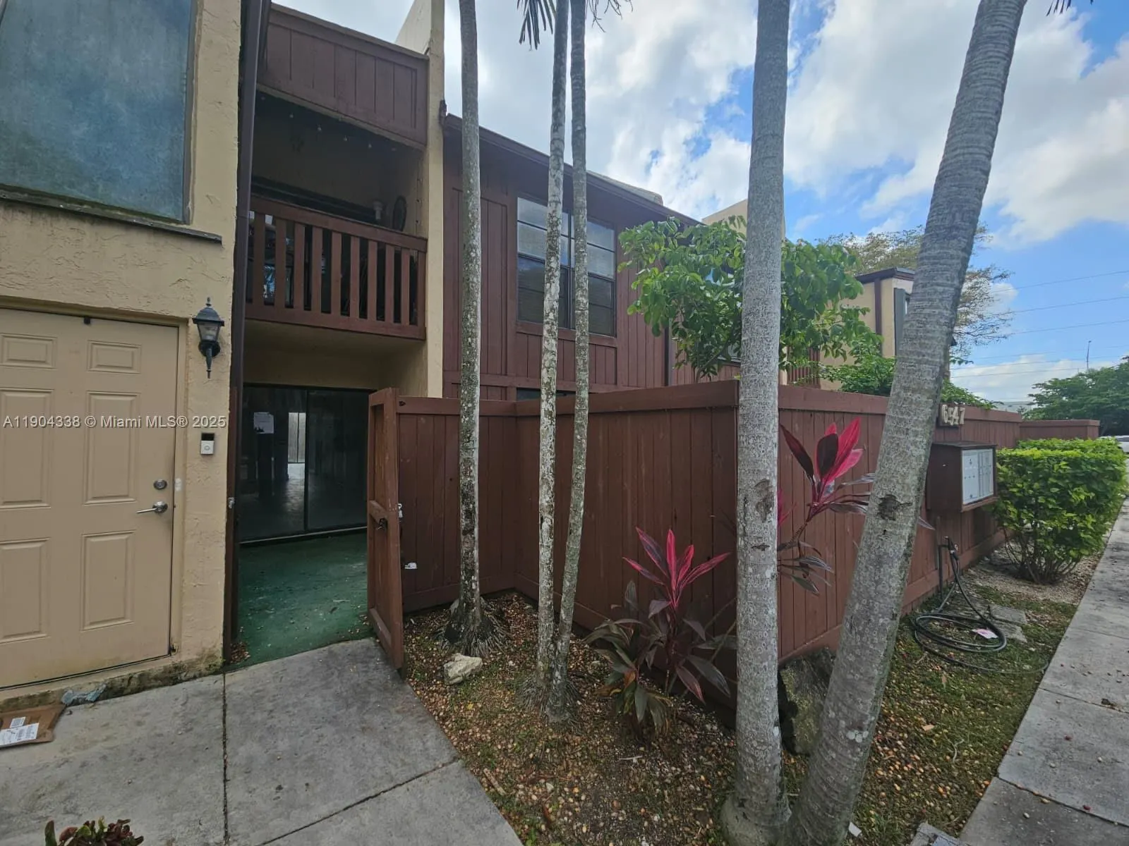 6547 SW 116th Pl, #D