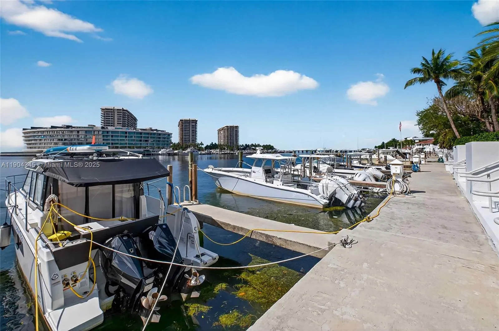 1600 S Bayshore Ln, #4B