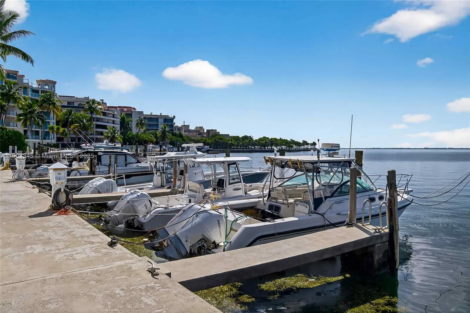 1600 S Bayshore Ln, #4B