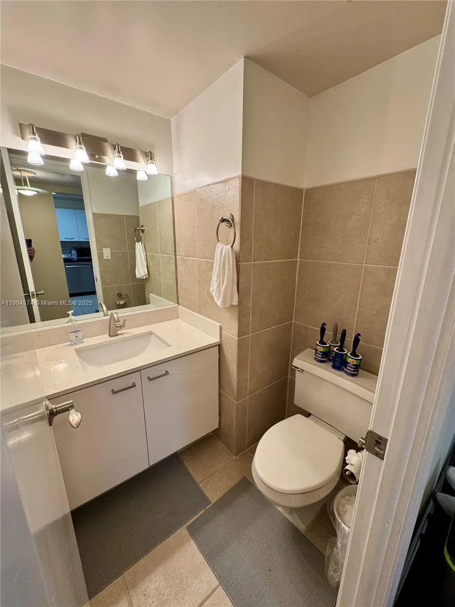 18151 NE 31st Ct, #1103