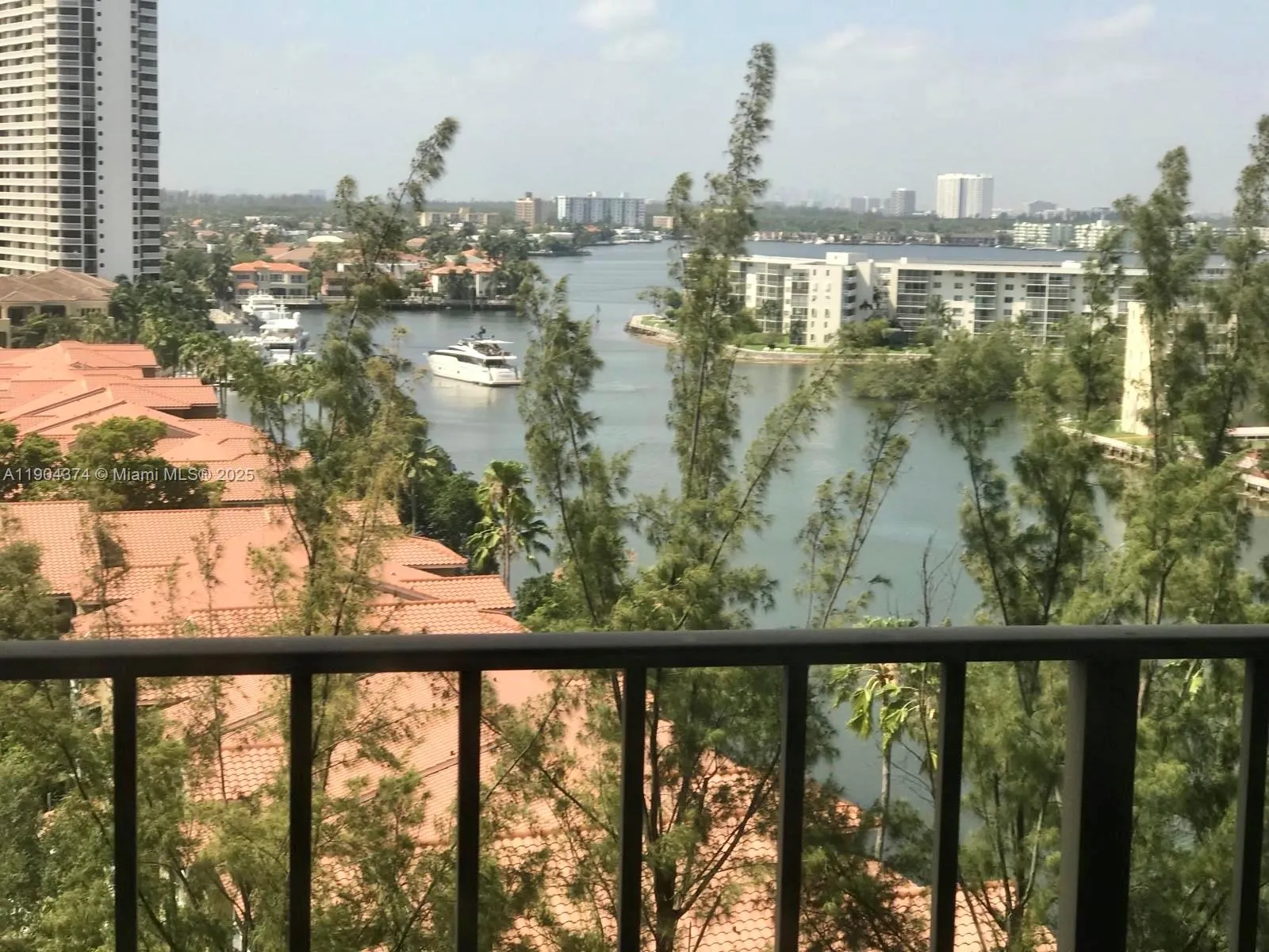 18151 NE 31st Ct, #1103