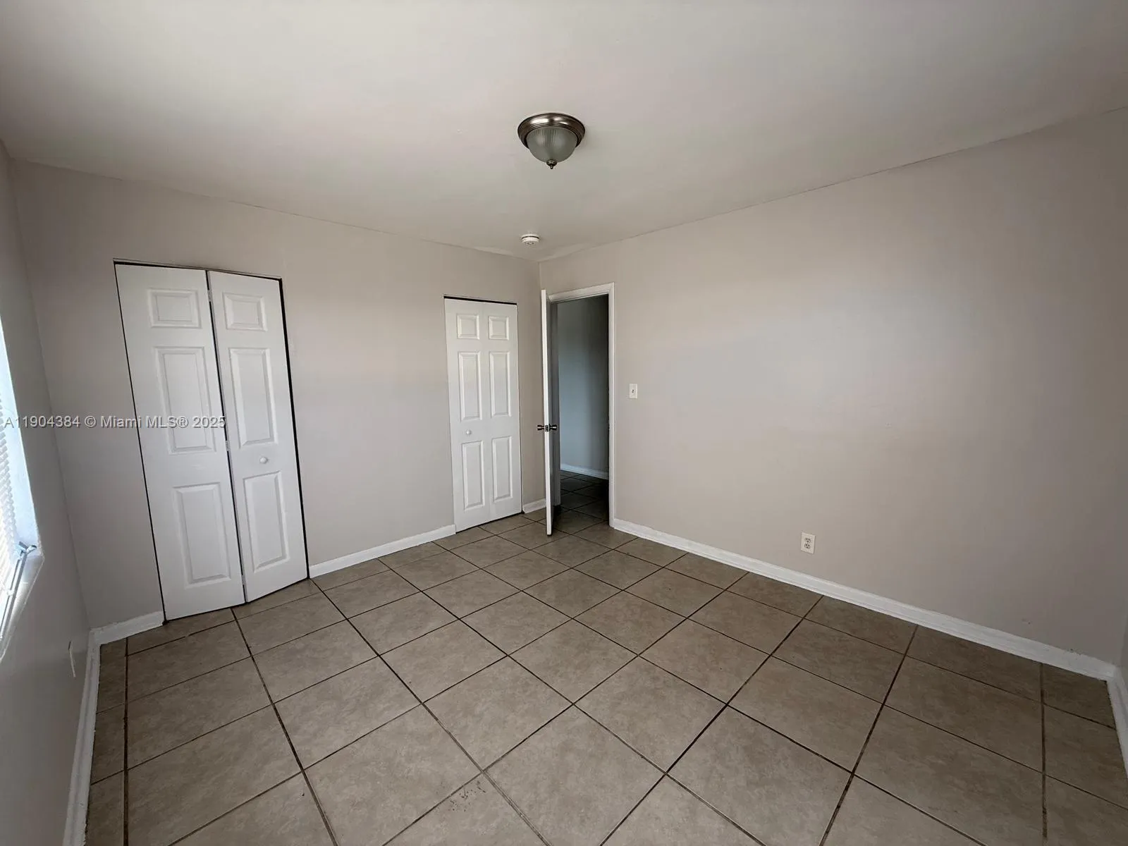 520 W Blue Heron Blvd, #1