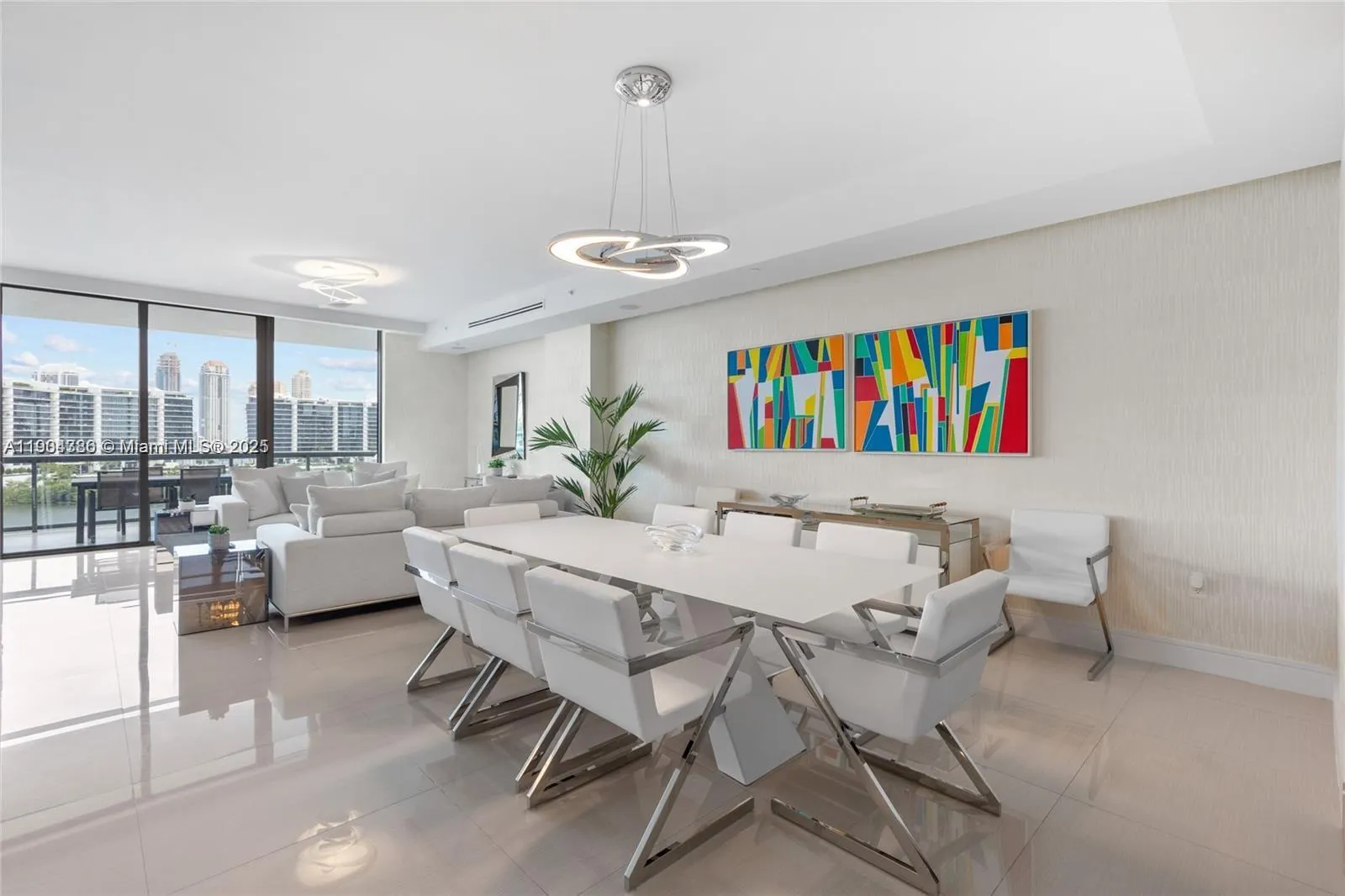 3300 NE 188th St, #818