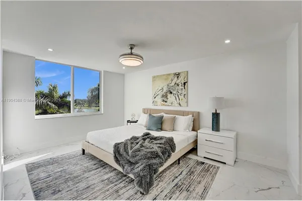 8900 Washington Blvd