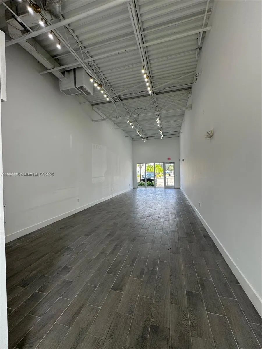 9620 Stirling Rd, #103