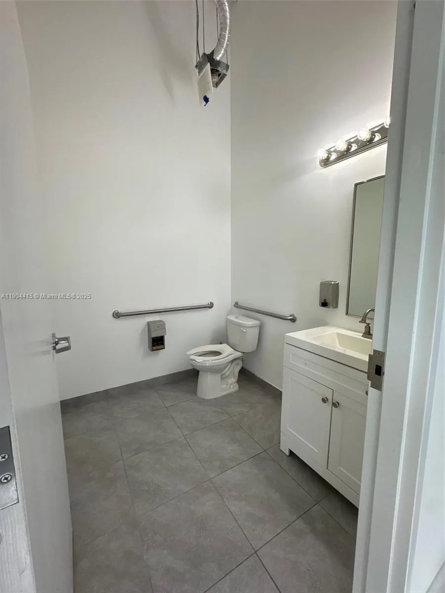 9620 Stirling Rd, #103