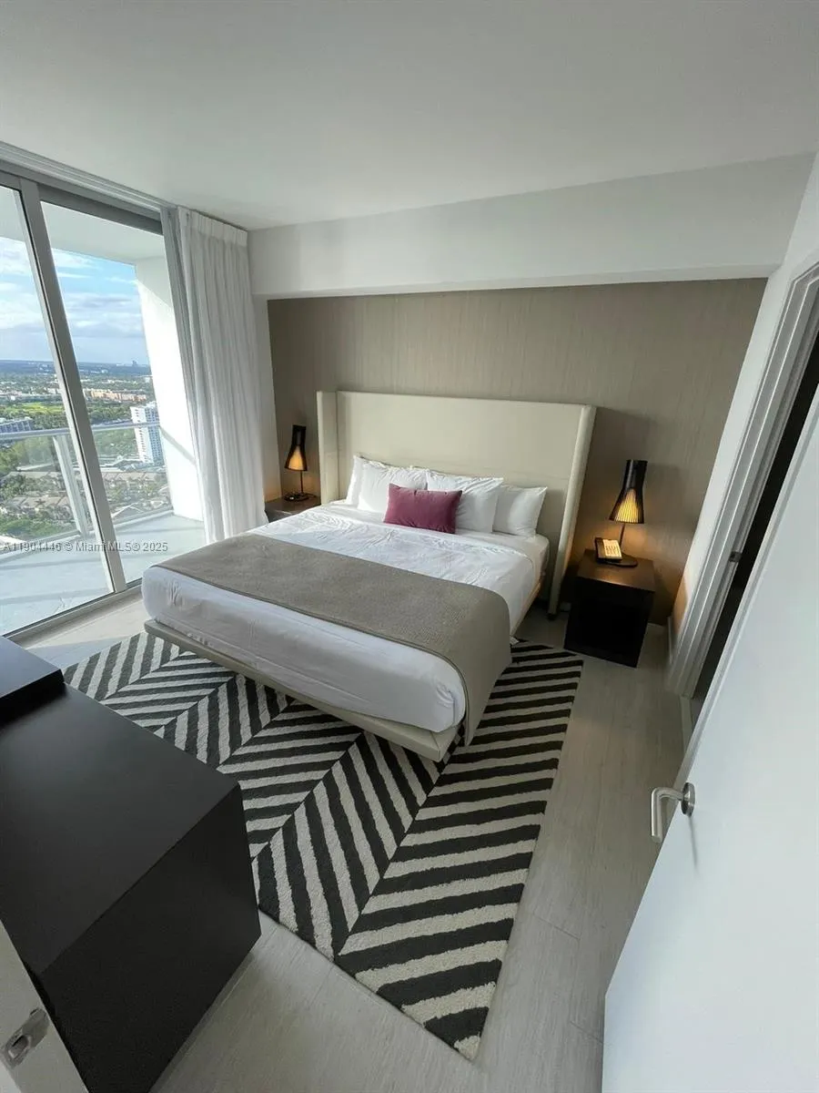 4010 S Ocean Dr, #R3306