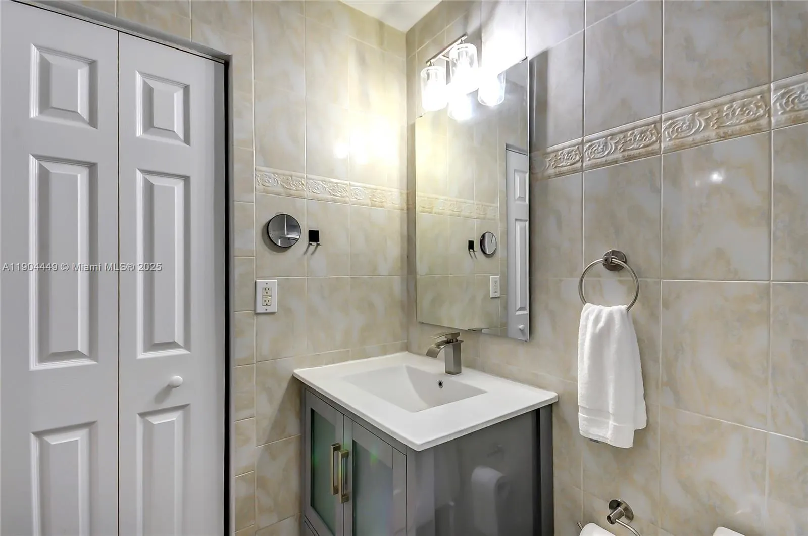 3831 Estepona Ave, #11-D-2