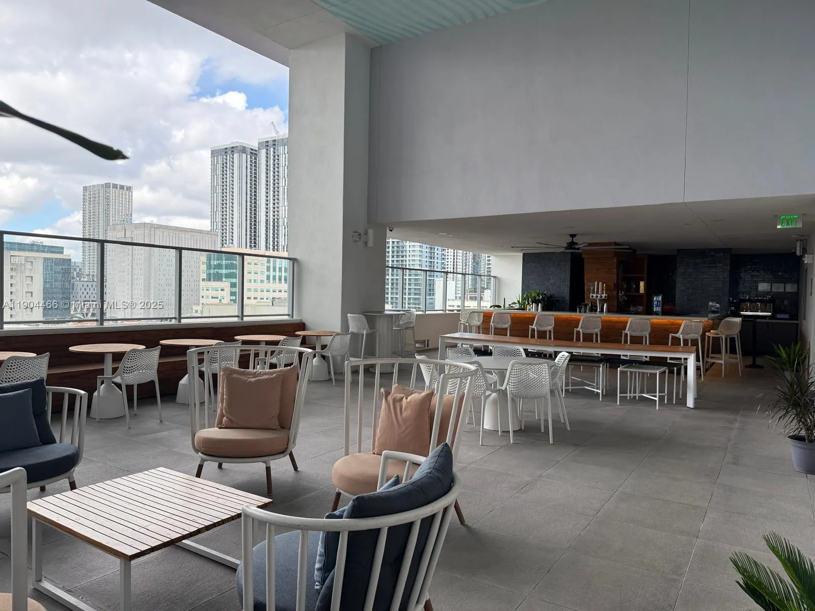 227 NE 2nd St, #3104