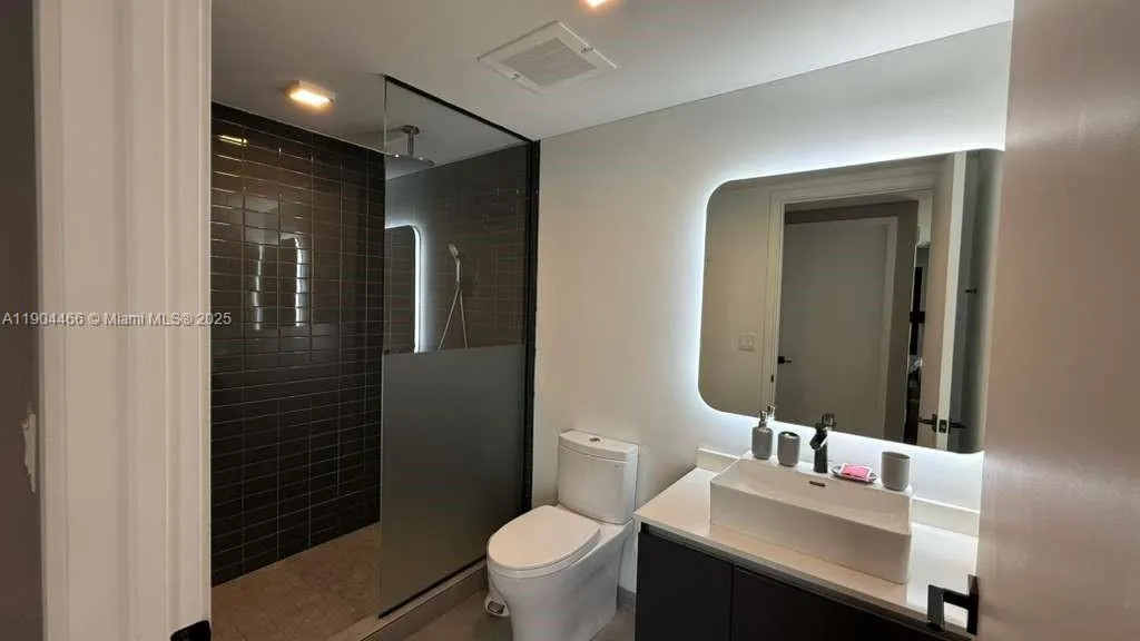 227 NE 2nd St, #3104