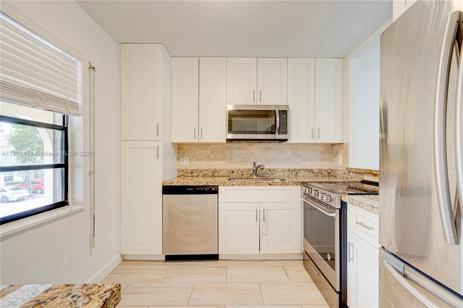 136 S Cypress Rd, #323