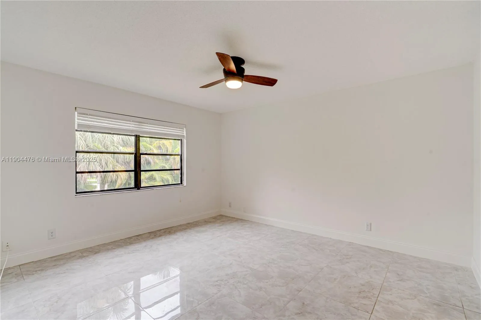 136 S Cypress Rd, #323