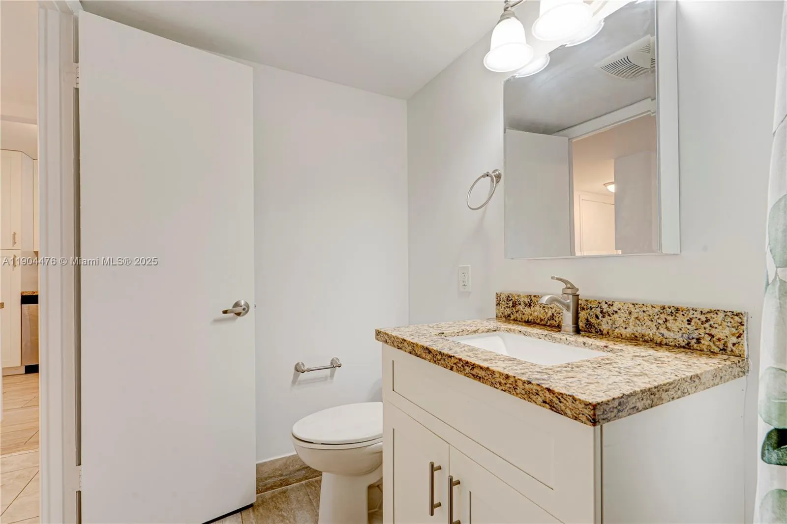 136 S Cypress Rd, #323