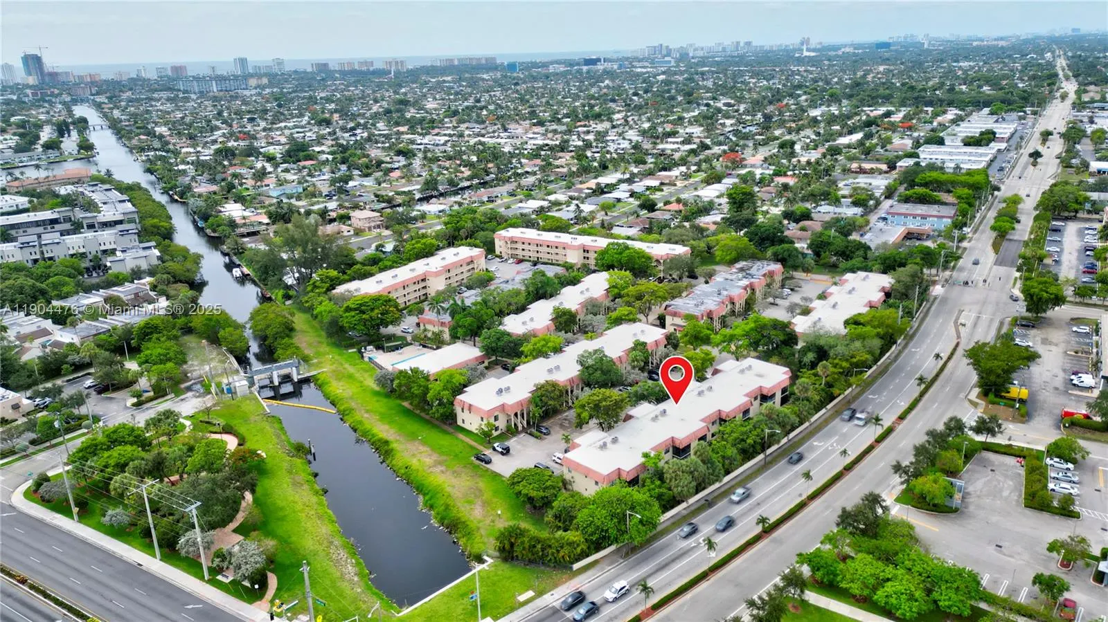 136 S Cypress Rd, #323