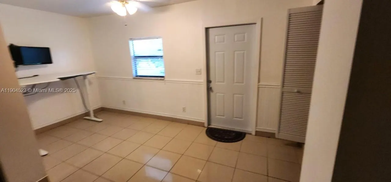 23 N Valencia Dr, #2-32