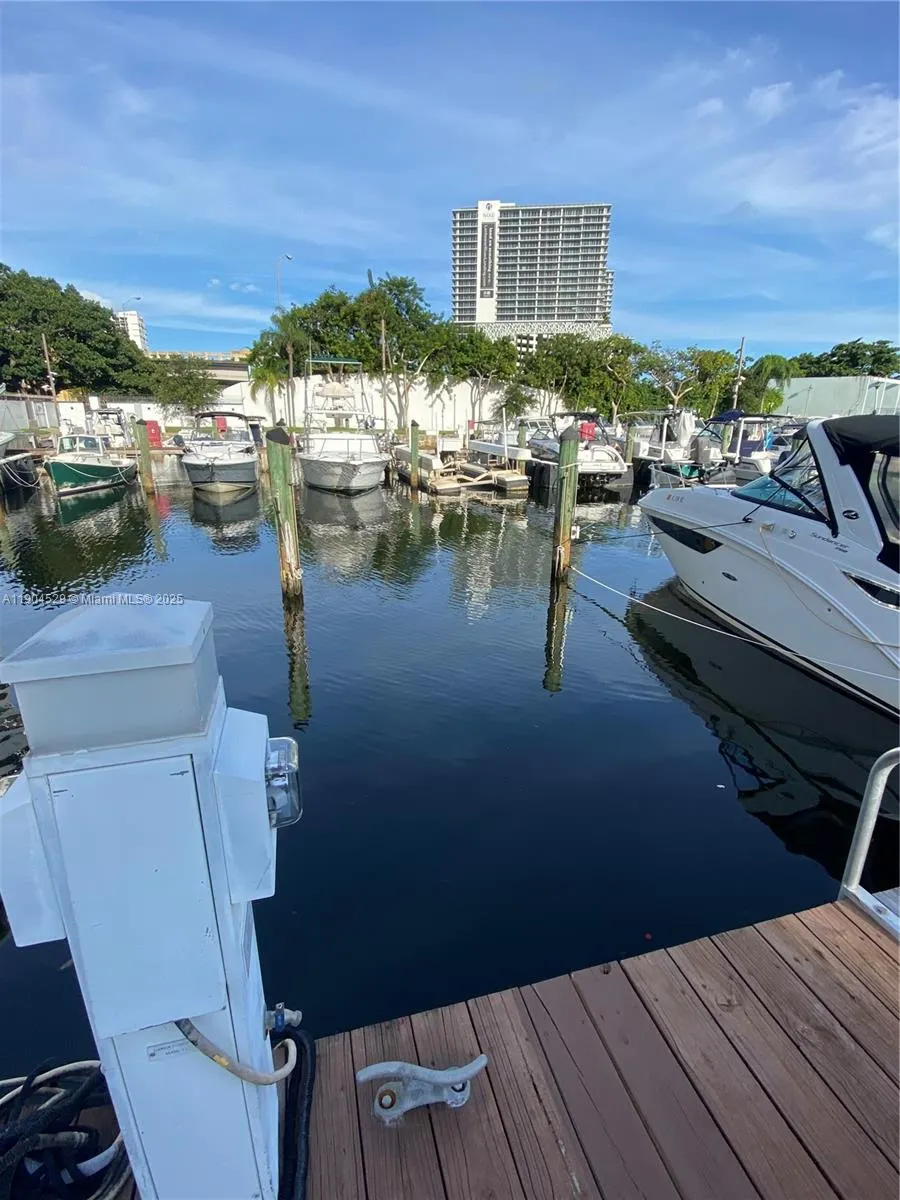 1700 NW North River Dr. #51