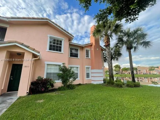 1807 Belmont Ln, #1807